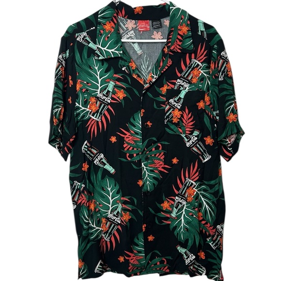 VTG Coca-Cola Hawaiian Aloha Shirt Men’s Medium Graphic Button Down Short Sleeve - Picture 1 of 5